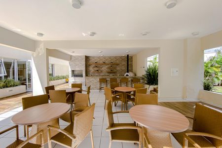 Apartamento à venda com 68m², 2 quartos e 2 vagasÁrea comum - Churrasqueira