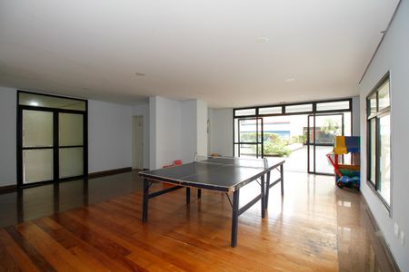 Apartamento à venda com 55m², 2 quartos e 1 vaga Apartamento à venda com 55m², 2 quartos e 1 vagaÁrea Comum - Sala de Jogos e Brinquedoteca