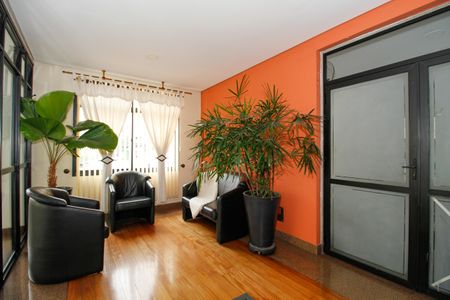 Apartamento à venda com 55m², 2 quartos e 1 vaga Apartamento à venda com 55m², 2 quartos e 1 vagaHall Social