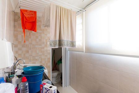 Apartamento para alugar com 77m², 2 quartos e sem vagaÁrea de Serviço