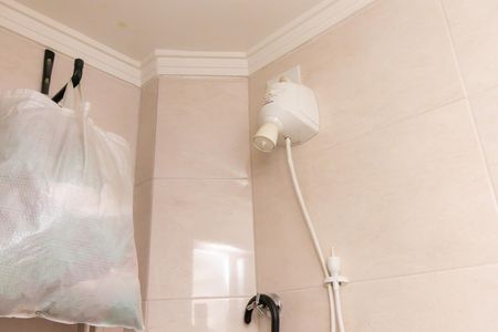 Apartamento para alugar com 77m², 2 quartos e sem vagaBanheiro de Serviço