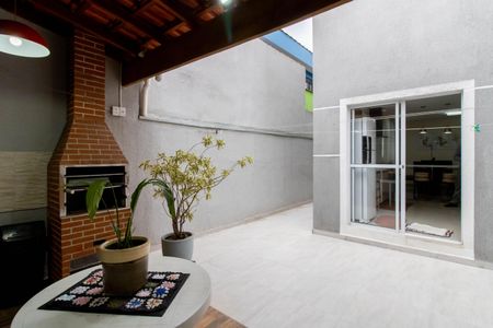 Casa à venda com 160m², 3 quartos e 2 vagas Casa à venda com 160m², 3 quartos e 2 vagasArea Externa