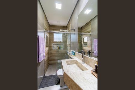 Casa à venda com 160m², 3 quartos e 2 vagas Casa à venda com 160m², 3 quartos e 2 vagasBanheiro