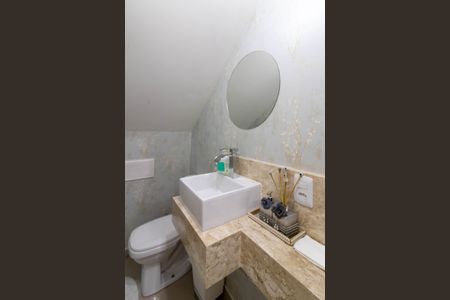 Casa à venda com 160m², 3 quartos e 2 vagas Casa à venda com 160m², 3 quartos e 2 vagasLavabo