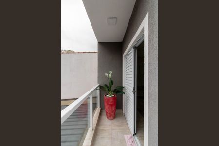 Casa à venda com 160m², 3 quartos e 2 vagas Casa à venda com 160m², 3 quartos e 2 vagasVaranda da Suíte