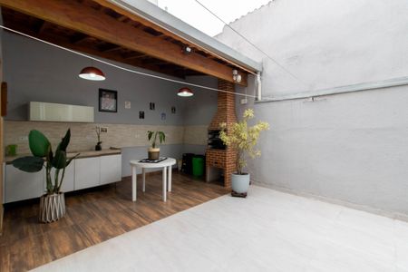 Casa à venda com 160m², 3 quartos e 2 vagas Casa à venda com 160m², 3 quartos e 2 vagasArea Externa