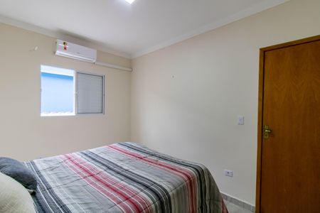 Casa à venda com 160m², 3 quartos e 2 vagas Casa à venda com 160m², 3 quartos e 2 vagasQuarto 2