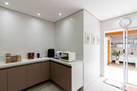 Casa à venda com 160m², 3 quartos e 2 vagas Casa à venda com 160m², 3 quartos e 2 vagasCozinha