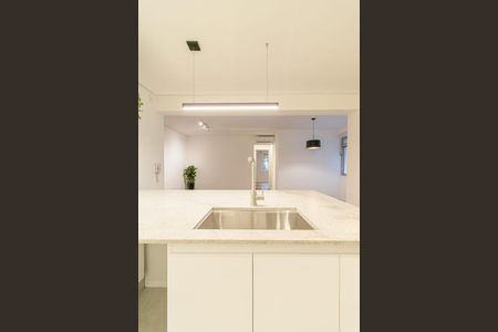 Foto 06 de apartamento à venda com 2 quartos, 84m² em Vila Olímpia, São Paulo