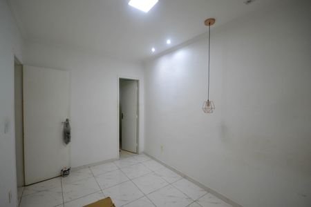 Casa para alugar com 120m², 2 quartos e 1 vaga Casa para alugar com 120m², 2 quartos e 1 vagaSuíte