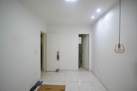Casa para alugar com 120m², 2 quartos e 1 vaga Casa para alugar com 120m², 2 quartos e 1 vagaSuíte