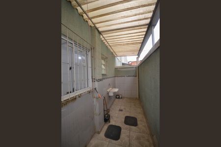 Casa para alugar com 120m², 2 quartos e 1 vaga Casa para alugar com 120m², 2 quartos e 1 vagaÁrea de Serviço
