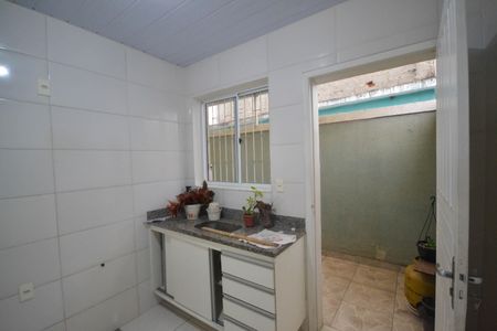 Casa para alugar com 120m², 2 quartos e 1 vaga Casa para alugar com 120m², 2 quartos e 1 vagaCozinha
