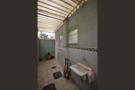 Casa para alugar com 120m², 2 quartos e 1 vaga Casa para alugar com 120m², 2 quartos e 1 vagaÁrea de Serviço