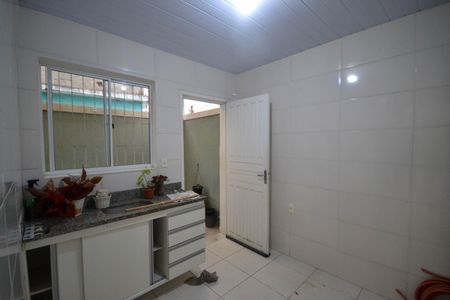 Casa para alugar com 120m², 2 quartos e 1 vaga Casa para alugar com 120m², 2 quartos e 1 vagaCozinha
