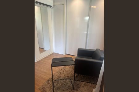 Foto 06 de apartamento à venda com 2 quartos, 72m² em Vila Olímpia, São Paulo