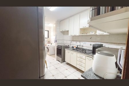 Apartamento à venda com 96m², 3 quartos e 1 vaga Apartamento à venda com 96m², 3 quartos e 1 vagaCozinha