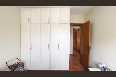 Apartamento à venda com 96m², 3 quartos e 1 vaga Apartamento à venda com 96m², 3 quartos e 1 vagaQuarto 2