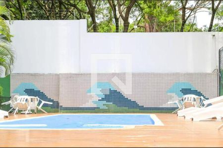 Apartamento à venda com 96m², 3 quartos e 1 vaga Apartamento à venda com 96m², 3 quartos e 1 vagaÁrea comum - Piscina