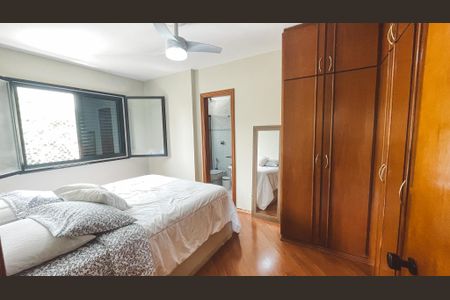 Apartamento à venda com 96m², 3 quartos e 1 vaga Apartamento à venda com 96m², 3 quartos e 1 vaga Suíte