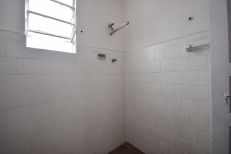Casa à venda com 150m², 2 quartos e 2 vagas Casa à venda com 150m², 2 quartos e 2 vagasBanheiro