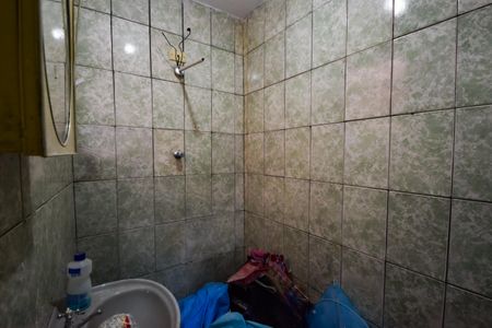 Casa à venda com 150m², 2 quartos e 2 vagas Casa à venda com 150m², 2 quartos e 2 vagasBanheiro de serviço