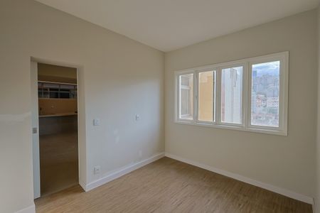 Apartamento à venda com 125m², 3 quartos e 1 vaga Apartamento à venda com 125m², 3 quartos e 1 vagaQuarto