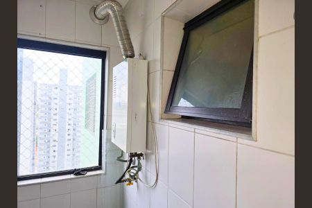 Apartamento à venda com 70m², 3 quartos e 1 vaga Apartamento à venda com 70m², 3 quartos e 1 vagaÁrea de Serviço