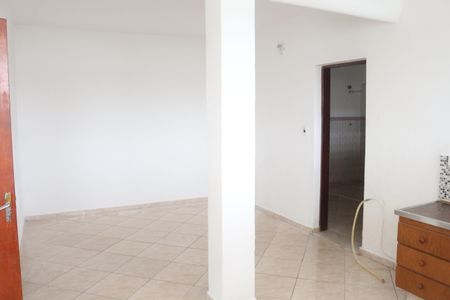 Casa à venda com 245m², 4 quartos e 4 vagasCozinha 2