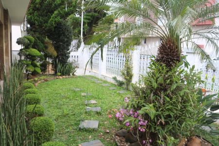 Casa à venda com 245m², 4 quartos e 4 vagasJardim