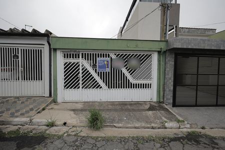 Casa à venda com 94m², 2 quartos e 2 vagas Casa à venda com 94m², 2 quartos e 2 vagasFachada