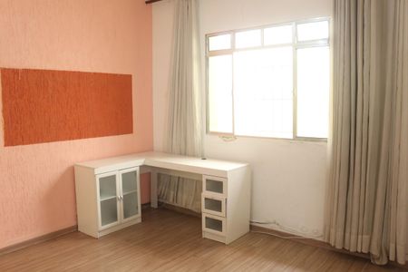 Sala 1 de casa à venda com 4 quartos, 300m² em Osvaldo Cruz, São Caetano do Sul