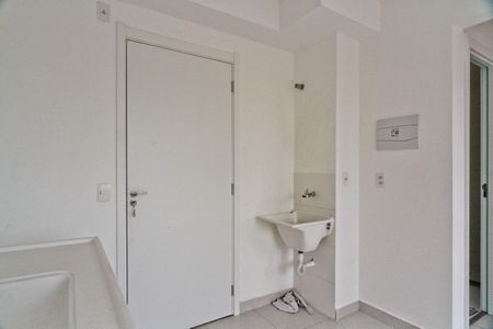 Apartamento para alugar com 34m², 2 quartos e sem vaga Apartamento para alugar com 34m², 2 quartos e sem vagaÁrea de Serviço
