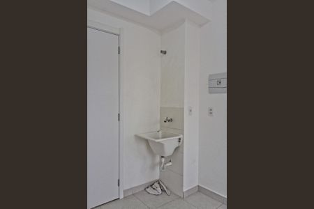 Apartamento para alugar com 34m², 2 quartos e sem vaga Apartamento para alugar com 34m², 2 quartos e sem vagaÁrea de Serviço