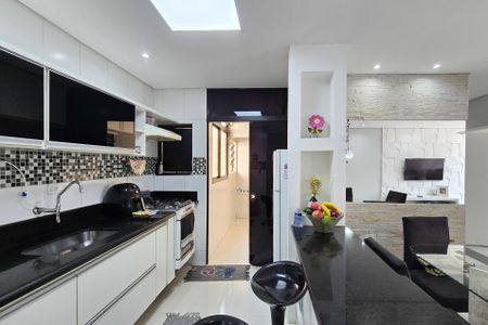 Apartamento à venda com 118m², 3 quartos e 2 vagasCozinha