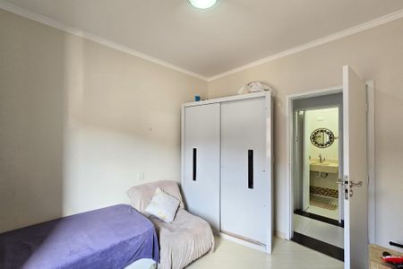 Apartamento à venda com 118m², 3 quartos e 2 vagasQuarto 