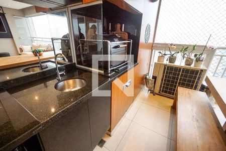 Apartamento para alugar com 120m², 3 quartos e 2 vagasÁrea Comum 