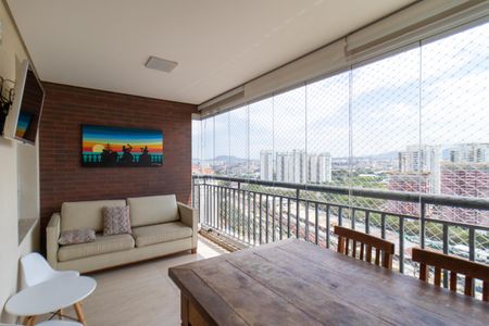 Apartamento à venda com 132m², 3 quartos e 2 vagas Apartamento à venda com 132m², 3 quartos e 2 vagasVaranda