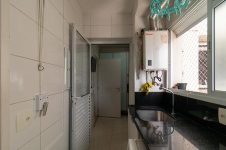 Apartamento à venda com 132m², 3 quartos e 2 vagas Apartamento à venda com 132m², 3 quartos e 2 vagasÁrea de Serviço