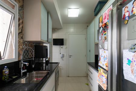 Apartamento à venda com 132m², 3 quartos e 2 vagas Apartamento à venda com 132m², 3 quartos e 2 vagasCozinha