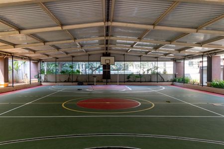 Apartamento à venda com 132m², 3 quartos e 2 vagas Apartamento à venda com 132m², 3 quartos e 2 vagasQuadra Esportiva