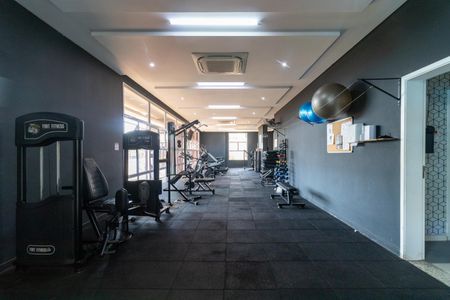 Apartamento à venda com 132m², 3 quartos e 2 vagas Apartamento à venda com 132m², 3 quartos e 2 vagasÁrea comum - Academia