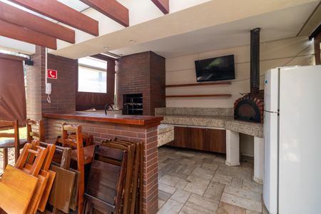 Apartamento à venda com 132m², 3 quartos e 2 vagas Apartamento à venda com 132m², 3 quartos e 2 vagasÁrea comum - Churrasqueira