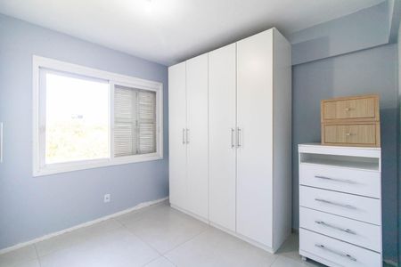 Quarto 1 de apartamento para alugar com 2 quartos, 70m² em Nonoai, Porto Alegre