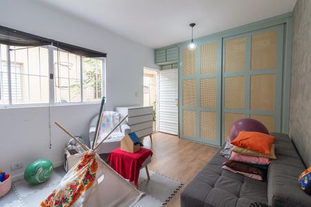 Casa à venda com 160m², 3 quartos e 2 vagas Casa à venda com 160m², 3 quartos e 2 vagasEdícula