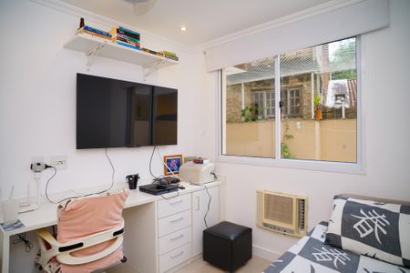 Quarto 1 de apartamento à venda com 2 quartos, 90m² em Maceio, Niterói