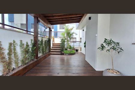 Apartamento para alugar com 316m², 5 quartos e 3 vagas Apartamento para alugar com 316m², 5 quartos e 3 vagasÁrea Externa