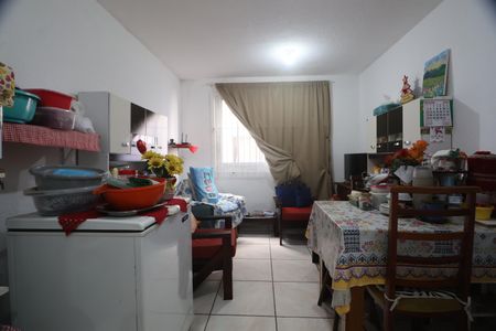 Sala de apartamento à venda com 2 quartos, 45m² em Estância Velha, Canoas