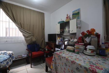 Sala de apartamento à venda com 2 quartos, 45m² em Estância Velha, Canoas