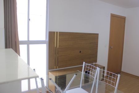 Sala de apartamento para alugar com 2 quartos, 38m² em Jardim Rosa de Franca, Guarulhos